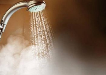 Mengandung Banyak Manfaat, Pakar Kesehatan Sebut Mandi Air Hangat Bisa Lancarkan Peredaran Darah