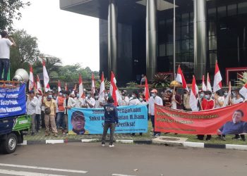 Geruduk Kantor KPK, Gampar Desak Firli Bahuri Cs Tangkap Haji Isam