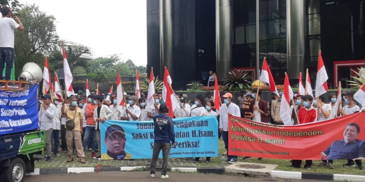 Geruduk Kantor KPK, Gampar Desak Firli Bahuri Cs Tangkap Haji Isam
