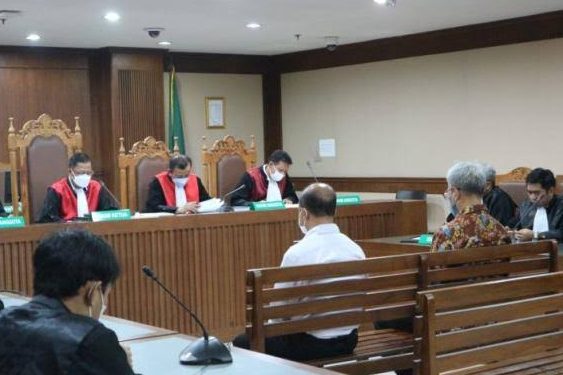 Terbukti Korupsi, Hakim Vonis 4 Tahun Penjara Dua Terdakwa Perkara KTP-el