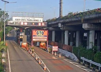 Kronologi Truk Kontainer Terbakar di Gedong Panjang