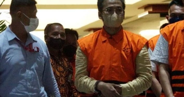 Jadi Tersangka Suap Lelang Jabatan, KPK Tahan Bupati Bangkalan Abdul Latif