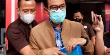 Usai Diperiksa, KPK Tahan Hakim Agung Gazalba Saleh