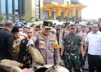 Beri Penghargaan Forkopimda-Elemen Publik, Kapolda Riau: Keberhasilan Berkat Kerja Sama dan Kolaborasi