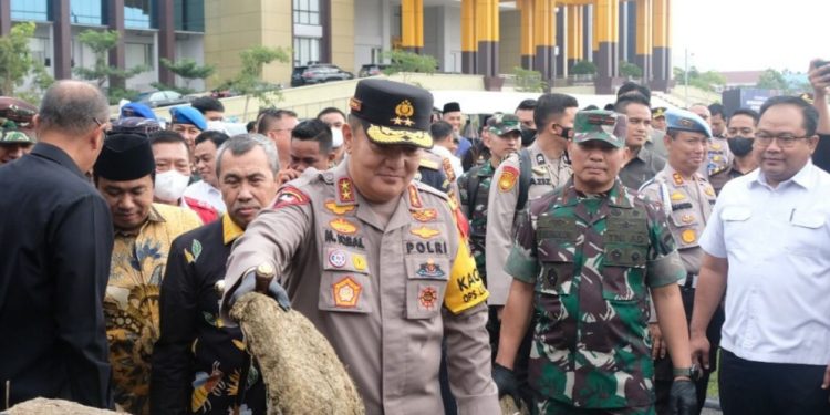 Beri Penghargaan Forkopimda-Elemen Publik, Kapolda Riau: Keberhasilan Berkat Kerja Sama dan Kolaborasi