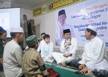 Dokter Rayendra Resmikan Program Pesantren Sehat sekaligus Sukuran Ultah