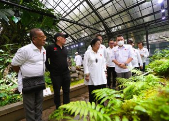 HUT Kebun Raya Bogor ke-206, Megawati Resmikan Rumah Kaca Anggrek Soedjana Kassan
