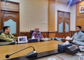 PT TKDN Laporkan Perkembangan Sistem Pengendalian Lalu Lintas Cerdas ke Wali Kota Solo