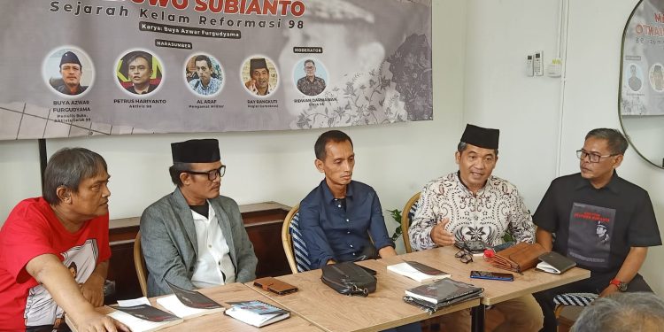 Sambut Hari HAM Internasional, Aktivis Gerak 98 Luncurkan “Buku Hitam Prabowo Subianto”