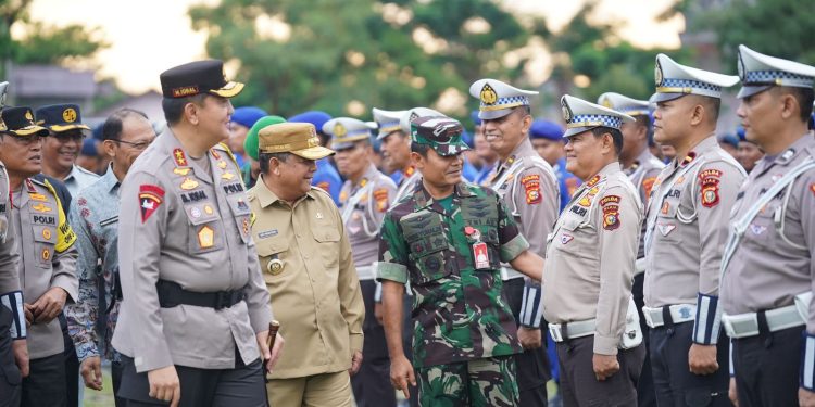 Lantik 300 Bintara, Kapolda Riau Irjen Iqbal: Jaga Nama Baik Institusi Polri