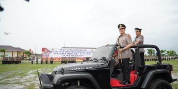 Lantik 300 Bintara, Kapolda Riau Irjen Iqbal: Jaga Nama Baik Institusi Polri