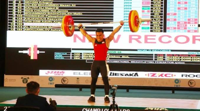 Satrio Adi Nugroho Rebut Tiga Medali Perak di IWF Grand Prix II 2023