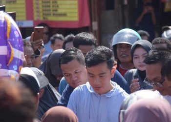 Tak Tindak Dugaan Pelanggaran Kampanye Gibran, Bawaslu Disomasi