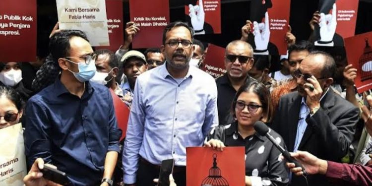 Tak Terbukti Cemarkan Luhut, PN Jaktim Vonis Bebas Haris dan Fatia