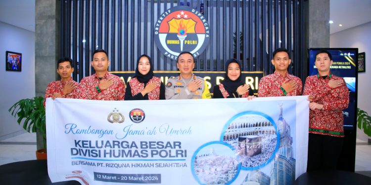 Kadiv Humas Polri Beri Reward Umroh Kepada Anggota