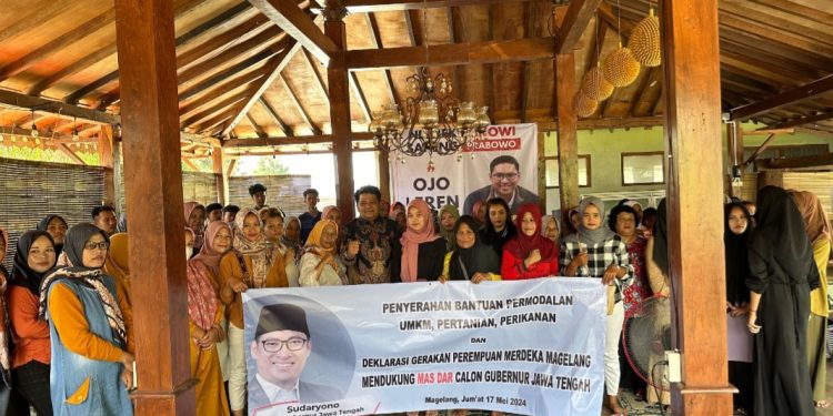 Wanita Tani Magelang Terima Bantuan Bibit Sayuran dan Benih Lele dari Sudaryono