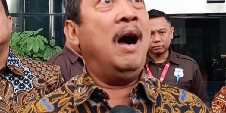 Diperiksa Kasus Telkom, Menteri KKP Trenggono Melotot Ditanya Duit 10 Miliar