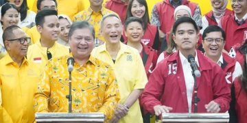 Gejolak Golkar: Airlangga Lengser dari Ketum, Jusuf Hamka Urung Maju Pilkada
