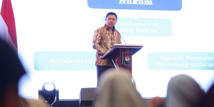 Pesan Menohok Plt Sekjen Kemendagri ke Aparatur Bidang Hukum: Jangan Malas Membaca
