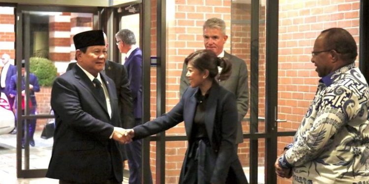 Prabowo Kunker ke Australia dan Papua Nugini, Dikawal Wamendagri hingga Jenderal Bintang Dua TNI