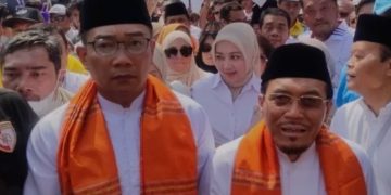 Ridwan Kamil-Suswono Daftar ke KPU Diarak Ondel-ondel