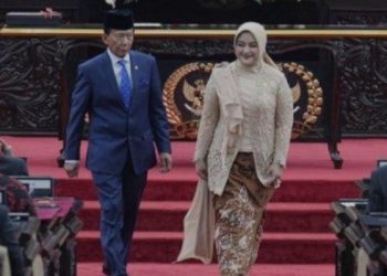 Putri Almarhum Desmon jadi Anggota Dewan Termuda