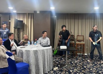 Didampingi Deretan Pejabat, Menko Yusril Hadiri Malam Apresiasi Karya Jurnalistik Iwakum 