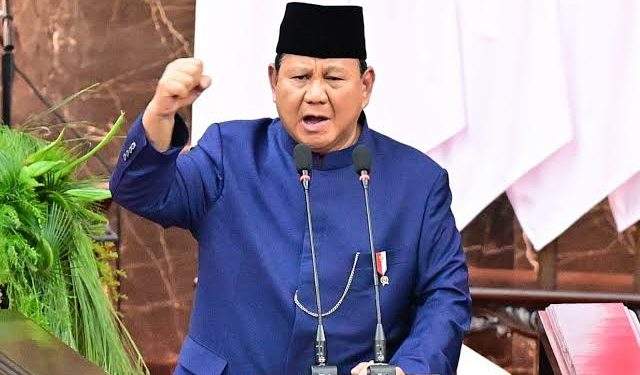 Berpotensi Hambat Agenda Pembangunan Nasional, Prabowo Minta Kejaksaan Fokus Tindak Perizinan Ilegal