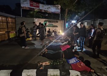 Hendak Tawuran, Puluhan Pemuda Bawa Senjata Tajam Dicokok Patroli Polres Jaksel