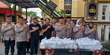 Tebar Kebahagiaan Ramadan, Polres Jaksel Bagikan Takjil dan Gelar Buka Puasa Bersama