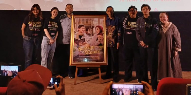 Menengok Cerita Cinta Anies Baswedan Lewat ‘Senyum Manies Love Story’