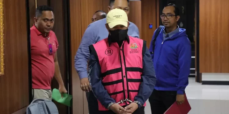 Terlibat Suap Perkara di PN Jakpus, Kejagung Tetapkan Tiga Hakim Tersangka