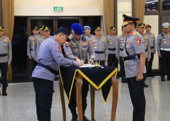 Termasuk Kapolda Jabar, Polri Mutasi dan Promosi Jabatan 49 Pati dan Pamen