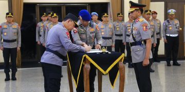 Termasuk Kapolda Jabar, Polri Mutasi dan Promosi Jabatan 49 Pati dan Pamen