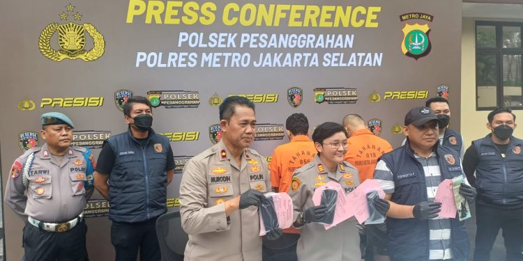 Bekuk Komplotan Curanmor, Polsek Pesanggrahan Kembalikan Motor Curian ke Pemiliknya