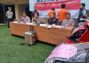 Oknum Anggota Ormas di Cilandak Bacok Pekerja Proyek, Tak Berkutik saat Dicokok Polisi