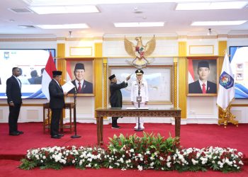 Lantik Agus Fatoni Jadi Penjabat Gubernur Papua, Mendagri Tito Titip Pesan Khusus