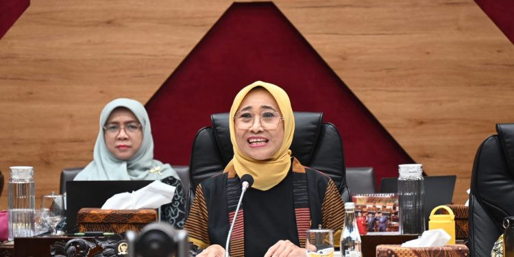 Hetifah Apresiasi Kinerja Anggaran BPS, Dorong Penguatan Sistem Pengawasan dan Efisiensi Pengelolaan Data