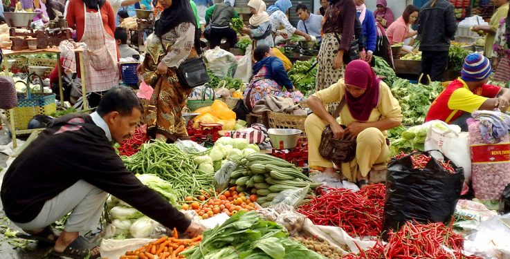 Bapanas Sebut Harga Bahan Pangan Fluktuatif, Ini Rinciannya
