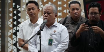 Jadi Tersangka Kejagung, ‘Raja Minyak’ Riza Chalid Dikabarkan Pindah Kewarganegaraan Malaysia?