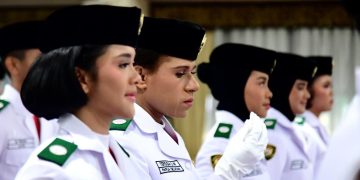 76 Anggota Paskibraka Kibarkan Merah Putih pada Upacara HUT ke-80 RI di Istana, Ini Daftarnya