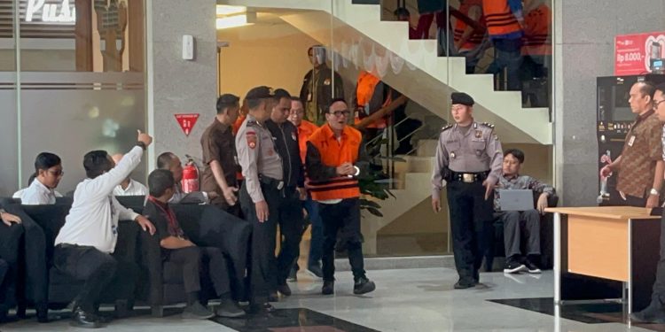 Lagi, KPK Amankan Sejumlah Barang Bukti dari Penggeledahan di Rumah Noel