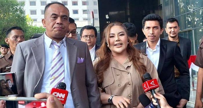 Lisa Mariana Mengaku Terima Aliran Dana Korupsi BJB: KPK segera Tindak Ridwan Kamil?