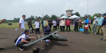 BRIN Uji Coba Drone Alap-alap: Terbang Mulus Bawa Tabung Flare di Ketinggian Seribu Kaki