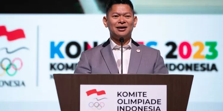 Ketum KOI Raja Sapta Oktohari Sabet Penghargaan UCI Merit Award