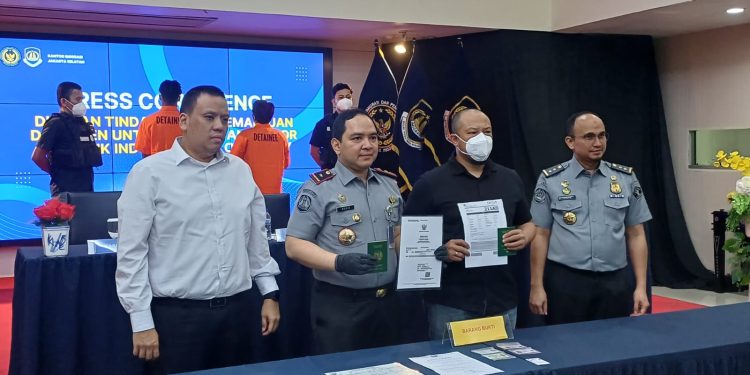 Imigrasi Jaksel Ungkap Sindikat Pemalsu Paspor, 1 Warga Negara Pakistan Dicokok