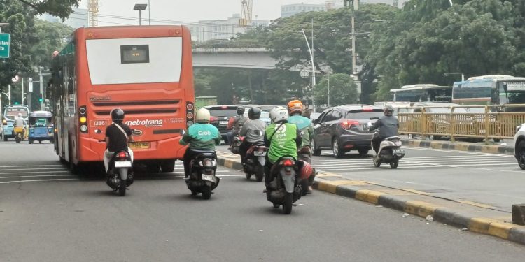 Unjuk Rasa di DPR Minim Peserta, Komunitas Ojol Jakut Tolak Pemotongan Komisi Jadi 10 Persen