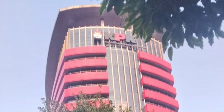 Berpotensi Tersangka, KPK segera Panggil Ridwan Kamil Terkait Korupsi BJB