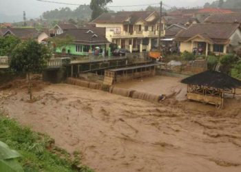 Banjir Bandang Nagekeo Tewaskan 4 Orang, 14 Desa Terdampak