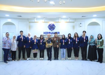 Mahasiswa Polteknaker Raih Prestasi di IPEC 2
